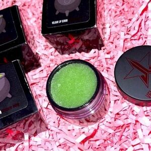Jeffree Star Velour Lip Scrub Witches Brew, new in box!